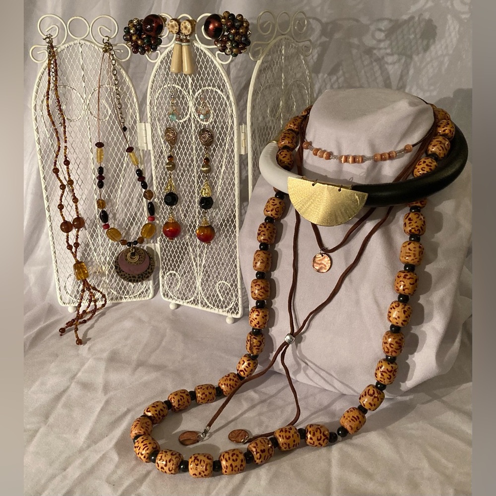Safari Themed Costume Jewelry Lot 10 Pieces